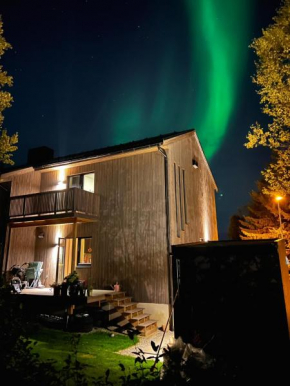 Modern and central apartment in quiet street Tromsø